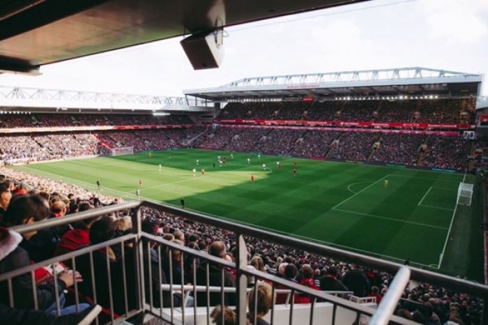 De rol van isolatiemateriaal bij de verduurzaming van de voetbalsport